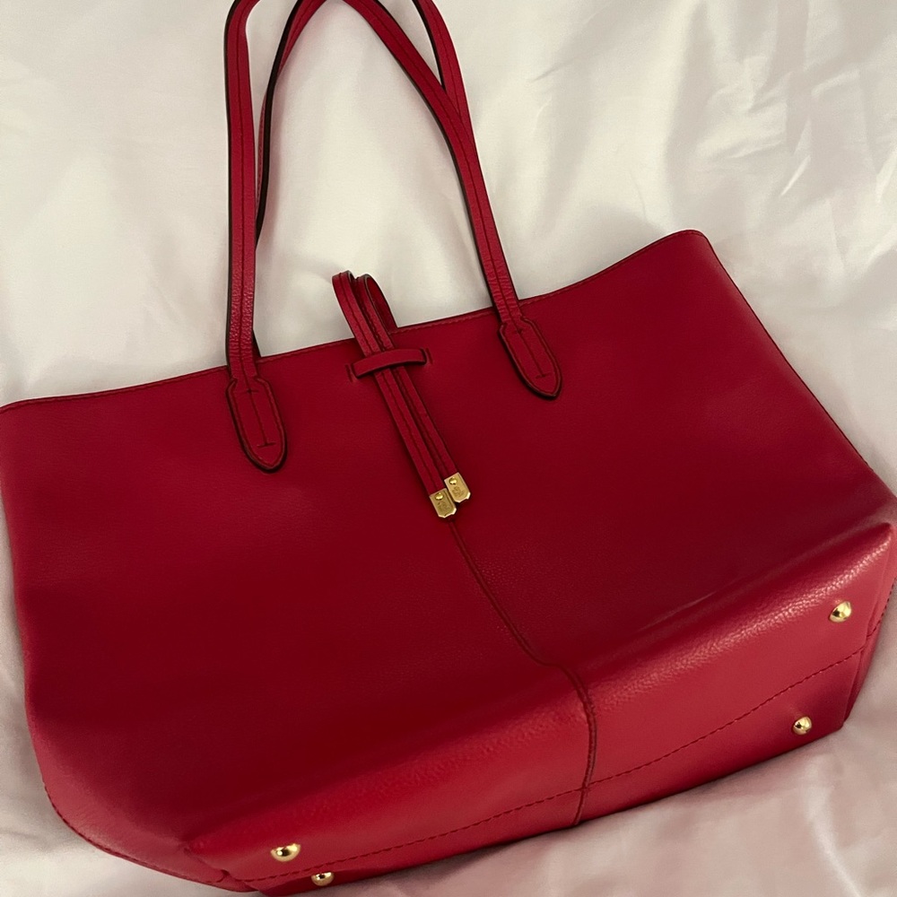 LAUREN by Ralph Lauren Red Leather purse. Like new condition.